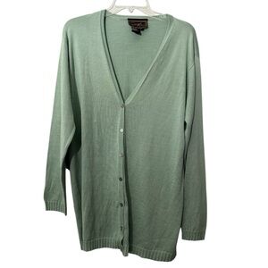 Diane Gilman 100% silk button down cardigan. Size Large green